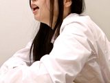 【入り浸り娘】塾とかサボるくせに家事はやってくれる家庭的な子。彼氏がいるのにそんな無防備な姿晒して…ついにちんイラ爆発『え、撮らないでよ。』嫌々だったけど奥まで突くたびよがる彼女に中出しした。しずく