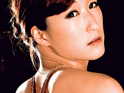 義父の性技にイキ悶える美人嫁 一花